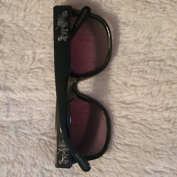 Black Coach sunglasses with original Coach case - Picture 2 of 5